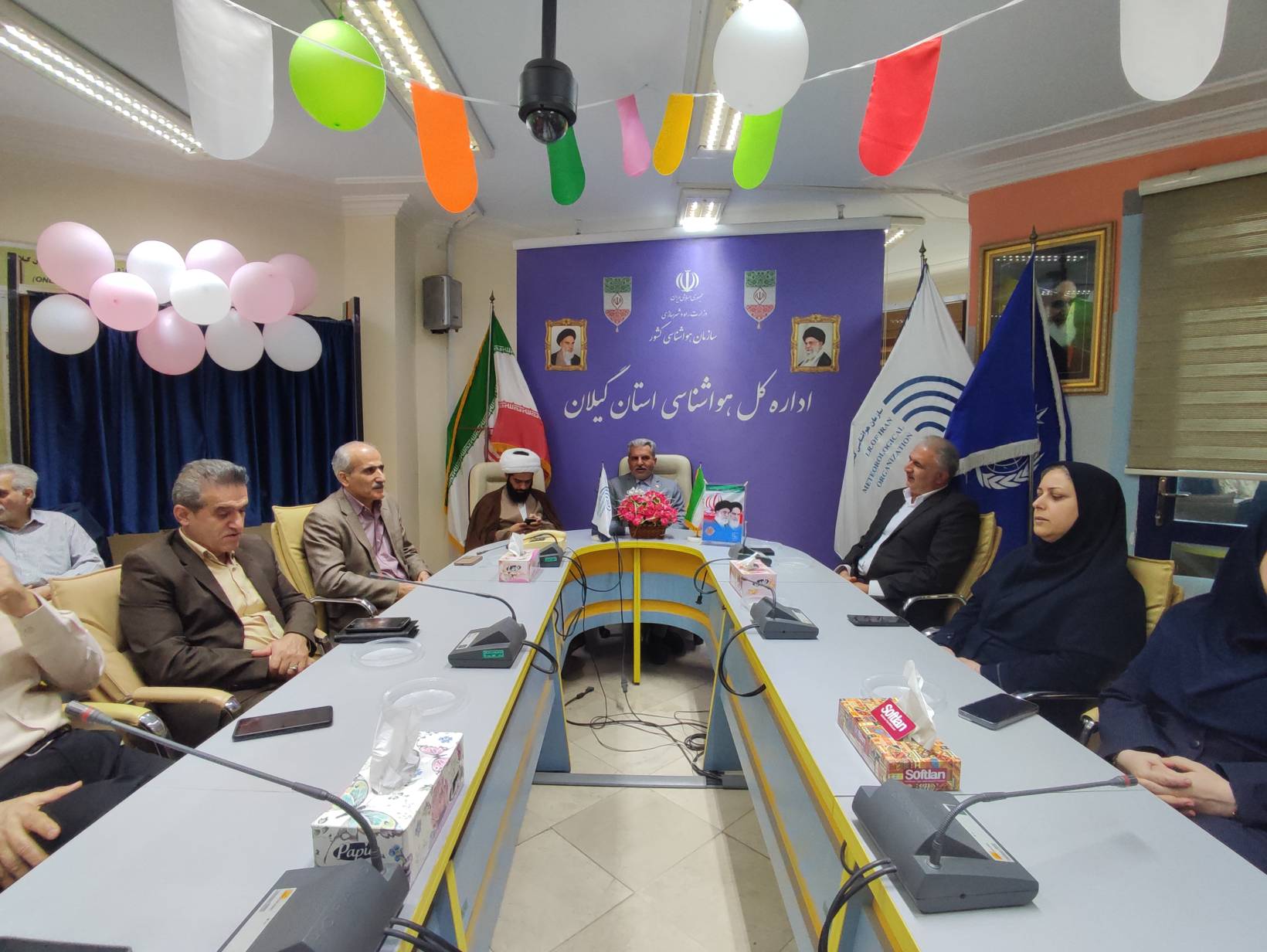 جشن میلاد امام رضا (ع) در هواشناسی گیلان برگزار شد